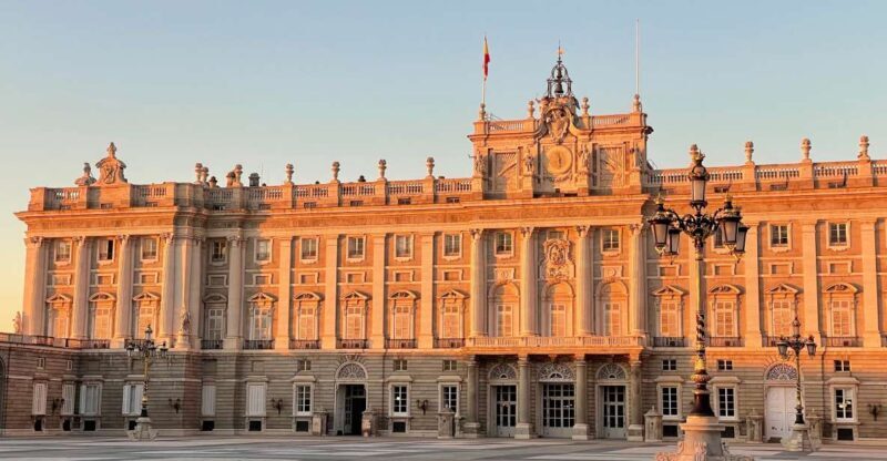 Madrid: City Walking Tour & Royal Palace Skip-the-Line Tour - Exploring Madrid: The Walking Tour