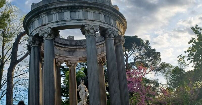 Madrid: El Capricho Park Tour - Exploring El Capricho Park: A Hidden Gem