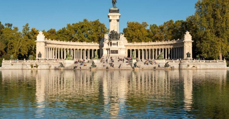 Madrid: El Retiro Park Self-Guided Audio Tour - A Deep Dive into the Experience