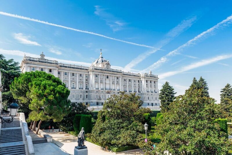 Madrid: Guided Tour of the Royal Palace with Fast Access - Who Will Love This Tour?