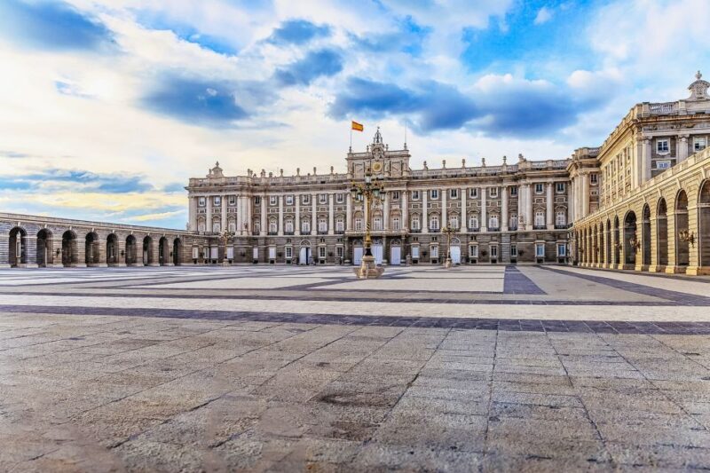 Madrid: Guided Tour of the Royal Palace with Fast Access - FAQ