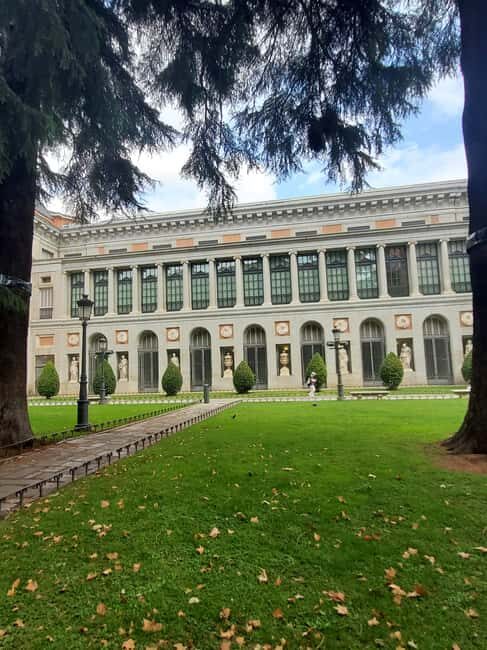 Madrid: guided visit of the Prado Museum with a native Italian-speaking tour guide - Who Should Consider This Tour?