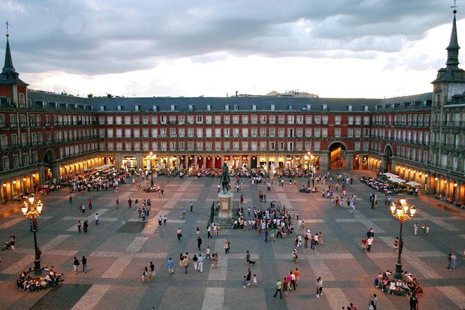 Madrid Highlights Private Walking Tour - What Makes This Tour Stand Out?