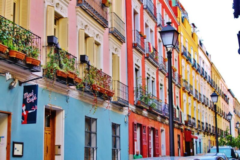 Madrid Historical Centre & Old Town Walking Tour in French - Final Thoughts
