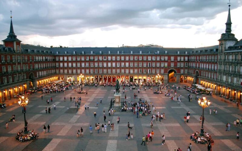 Madrid: La Latina Walking Tour with Tapas and Drink - Value and Practical Tips