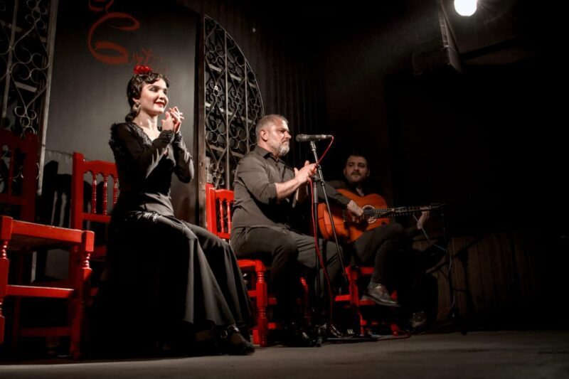 Madrid: Local Flamenco Show at El Cortijo - FAQs