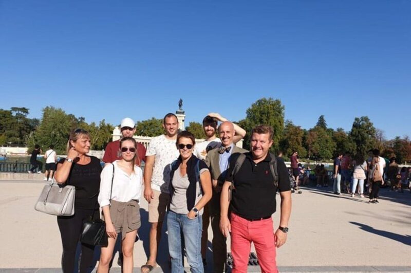 Madrid: Must-See Attractions Walking Tour - Key Points