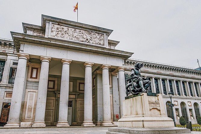 Madrid Old City Small Group Tour - Exploring Madrids Historic Heart in Detail