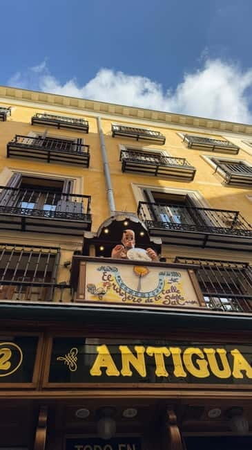 Madrid: Old Town Tour with Tapas Break - Exploring Madrid’s Old Town with a Focus on Authenticity