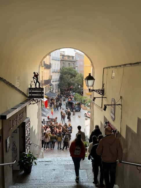 Madrid: Old Town Tour with Tapas Break - FAQ