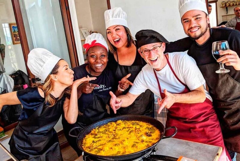 Madrid: Paella and Sangria Workshop in the City Center - Madrid: Paella and Sangria Workshop in the City Center