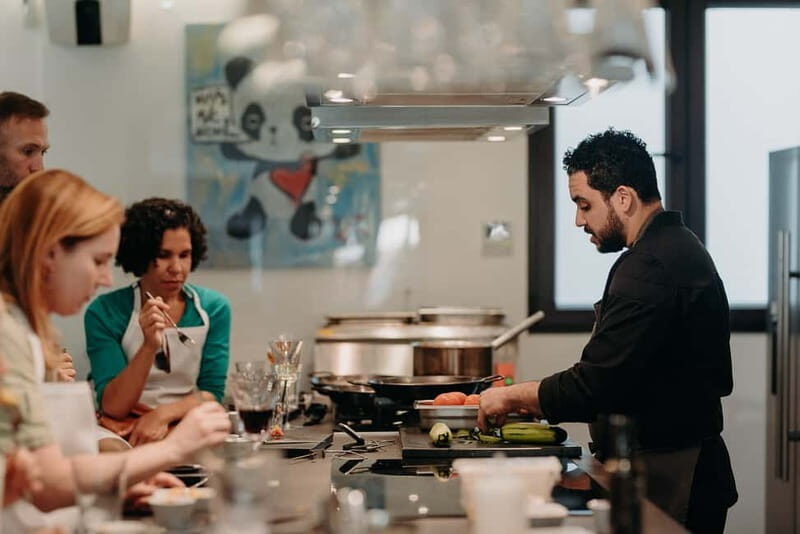 Madrid: Paella & Tapas Cooking Class and Market Visit - What Sets This Tour Apart?