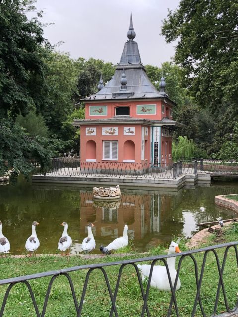 Madrid: Prado Avenue and Retiro Park Guided Walking Tour - Who Should Consider This Tour?