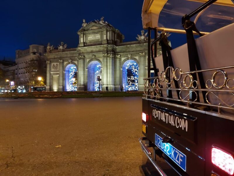 Madrid: Private Christmas Lights Tour by Eco Tuk-Tuk - What Makes This Tour Stand Out