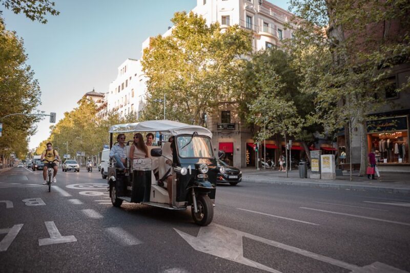Madrid: Private City Tour by Eco Tuk Tuk - FAQs