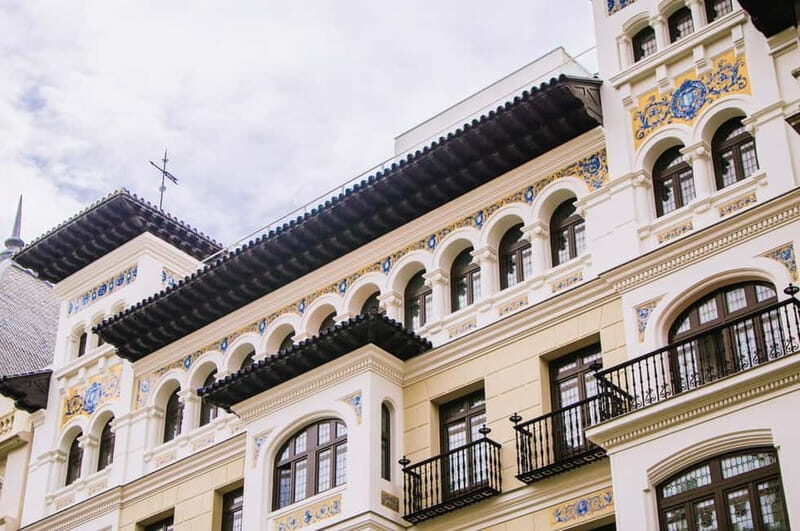 Madrid: Private Highlights Walking Tour with Rooftop Stop - Exploring Madrid’s Highlights on Foot