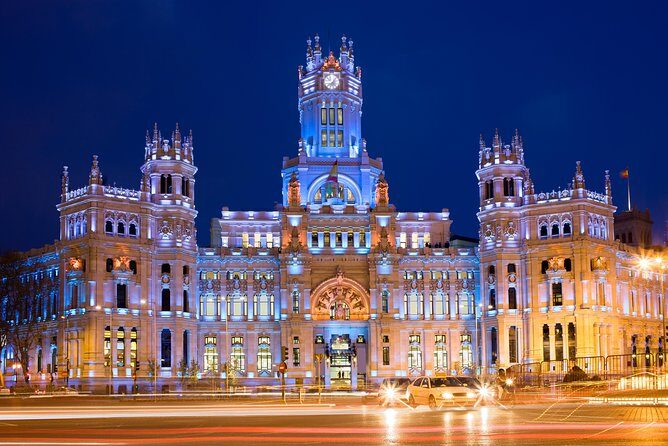 Madrid Private Night Walking Custom Tour with Tapa and a Drink - Why Choose This Madrid Night Tour?
