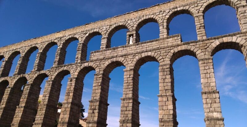 Madrid: Private Segovia Day Trip with Local Guide - A Closer Look at the Segovia Day Trip