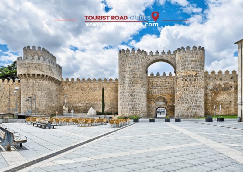 Madrid: Private Tour Ávila - Segovia with Tapas Route - Key Points