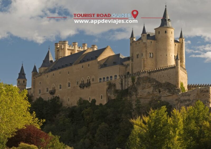 Madrid: Private Tour Ávila - Segovia with Tapas Route - Value and Practical Considerations