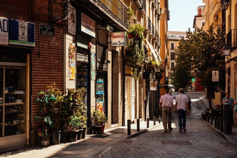 Madrid: Private Tour w/ Locals  Highlights and Hidden Gems - A Closer Look at the Madrid Private Tour with Locals