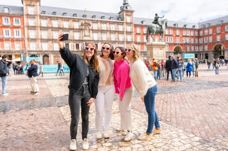 Madrid: Professional photoshoot at The Royal Palace - Madrid: Professional Photoshoot at The Royal Palace
