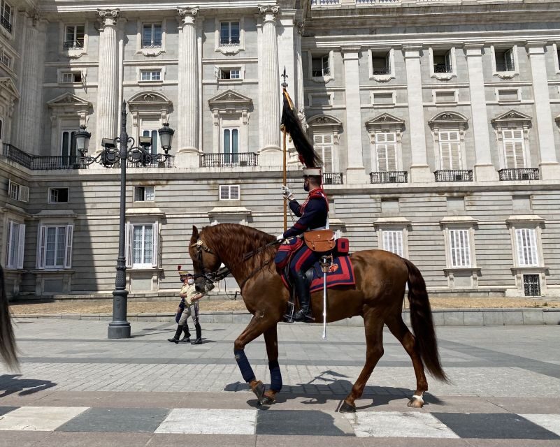Madrid: Royal Palace Guided Shared Group Tour - A Closer Look at the Royal Palace Guided Tour