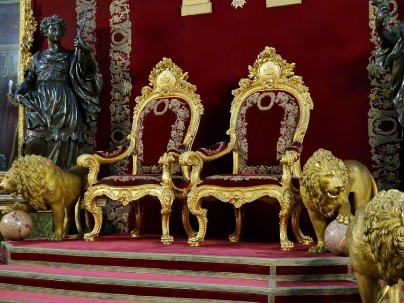 Madrid Royal Palace & Prado Museum + hotel pick-up & tickets - FAQs