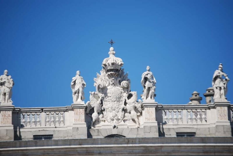 Madrid: Royal Palace Private Tour with Tickets - Key Points