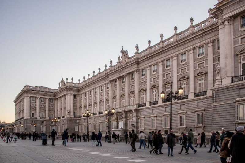 Madrid: Royal Palace Skip-the-line Guided Tour - Discover the Majesty of Madrid’s Royal Palace with a Guided Skip-the-Line Tour