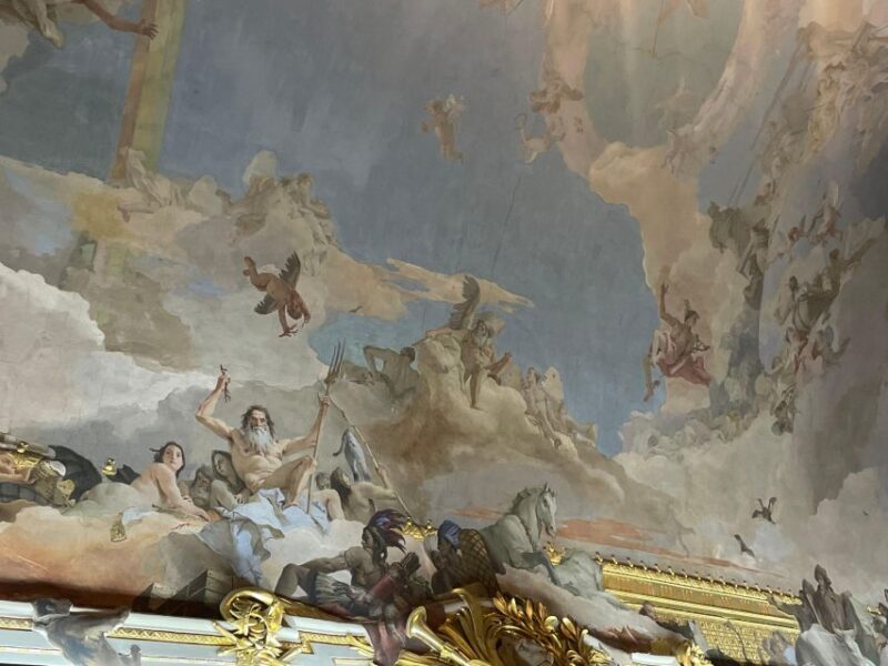 Madrid: Royal Palace tour - semi private or private - FAQ