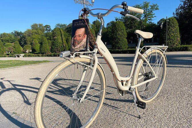 Madrid : Vintage Bikes Rentals with Old Map - Final Thoughts
