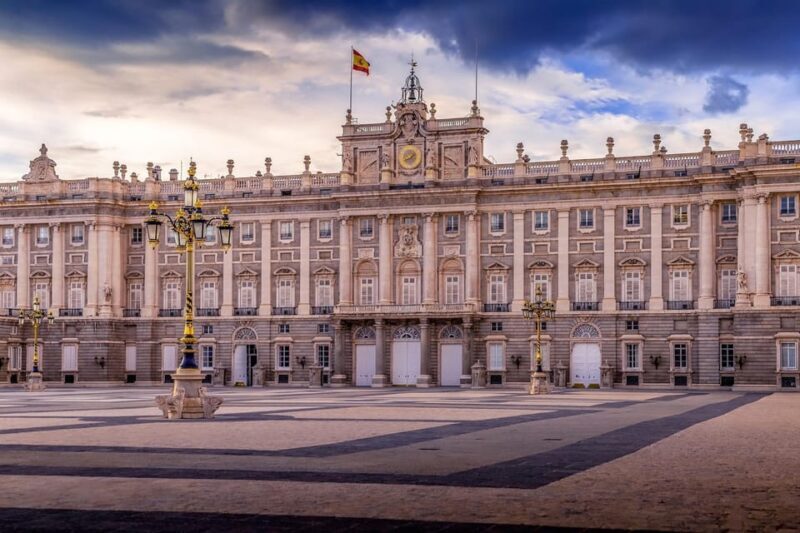 Madrid: Welcome to Madrid Guided Walking Tour in English - A Detailed Look at the Madrid Guided Walking Tour