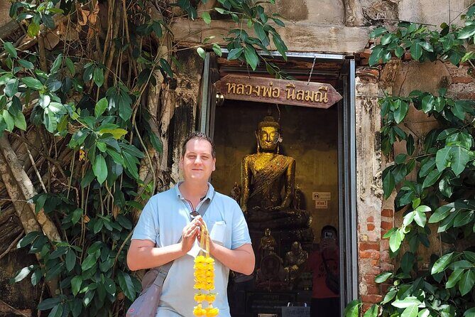 Mae Klong Railway, Amphawa Floating Market Day Tour from Bangkok - Who Should Consider This Tour?