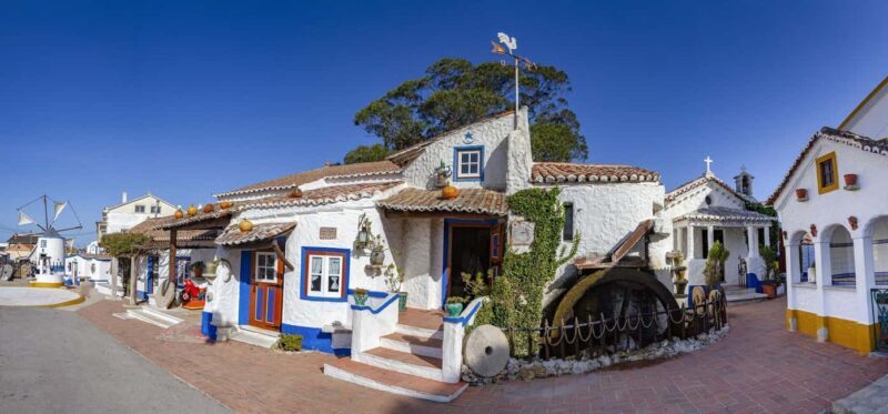 Mafra: From the Palace to the Ocean 2 Typical Villages and Ericeira - Key Points