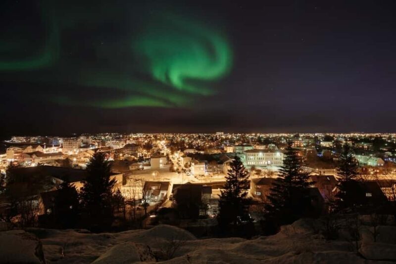 Magical Christmas Private Tour in Beautiful Reykjavik - Key Points