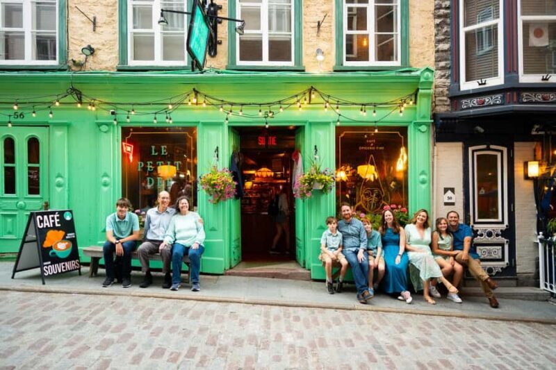 Magical memories in Quebec City with a local photographer - Practical Details and Tips for Travelers