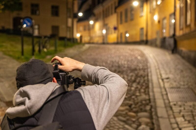 Magical ''Stockholm by Night'' Photo Walk - A Detailed Look at the Experience