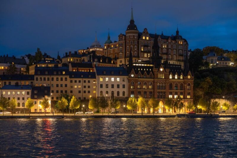 Magical ''Stockholm by Night'' Photo Walk - The Sum Up