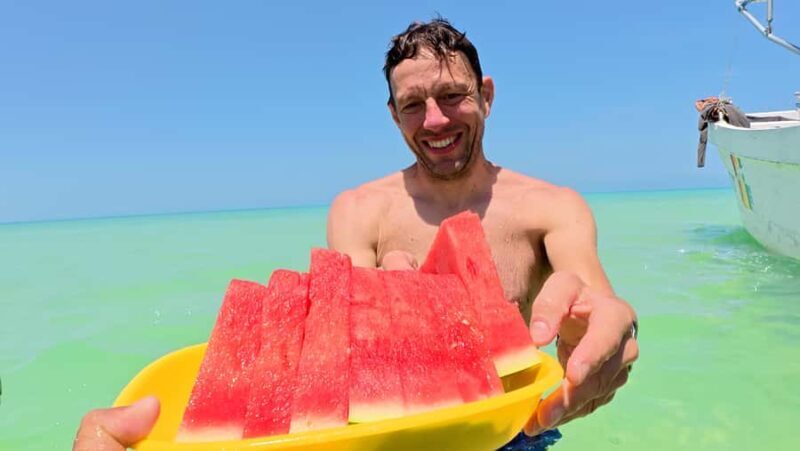 Magical Sunset at Sea off Holbox Island VIP + Lobster & Guacamole - Key Points