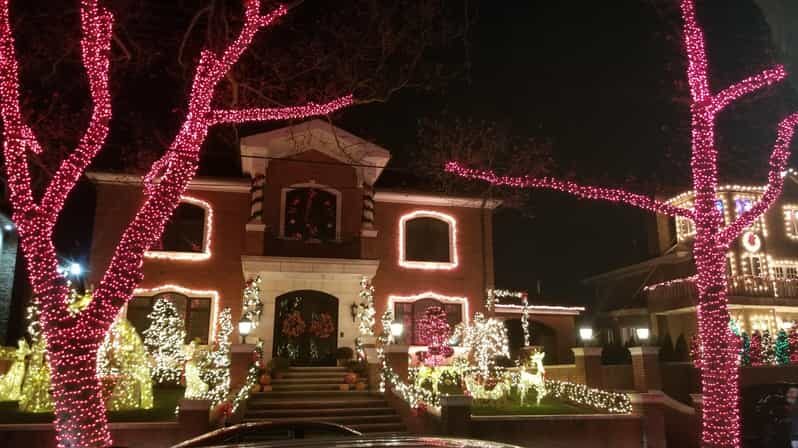 Magnificent Christmas Lights Tour of Dyker Heights Brooklyn - A Deep Dive into the Dyker Heights Christmas Lights Tour