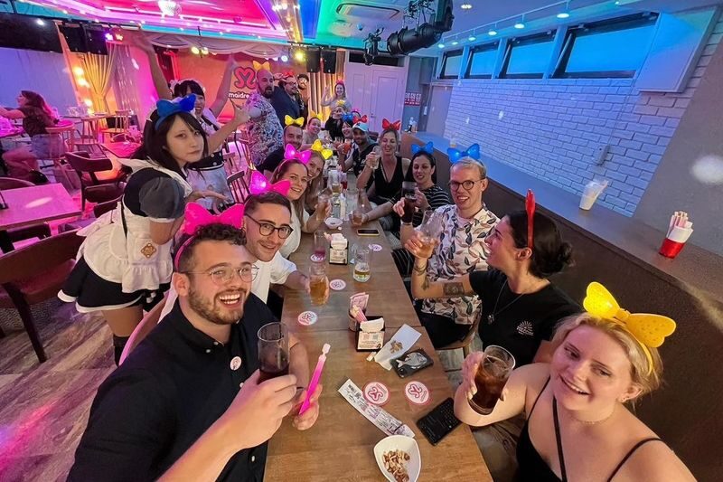 Maid Cafe & Dining Experience: Maidreamin HYPER (Tokyo) - Language, comfort, and practical details