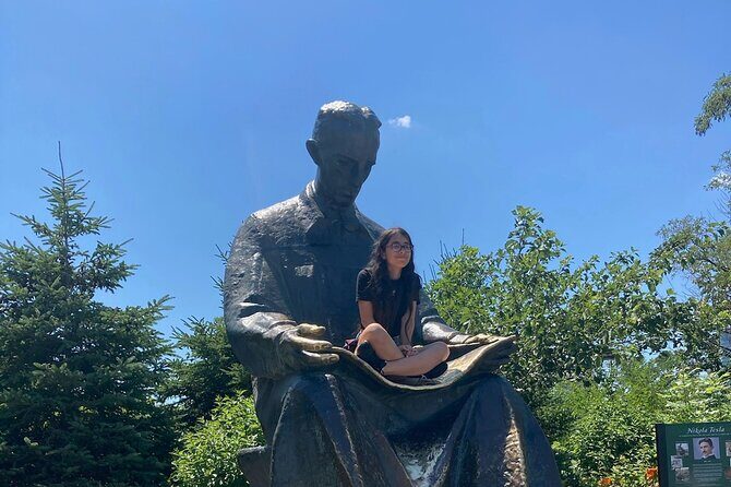 Maid of the Mist, Cave of the Winds made in the USA Tour - Detailed Review of the Niagara Falls Trolley Tour