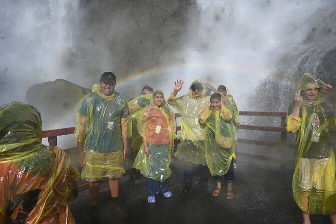 Maid of the Mist Walking History Tour & Boat Ride. - Who Should Consider This Tour?