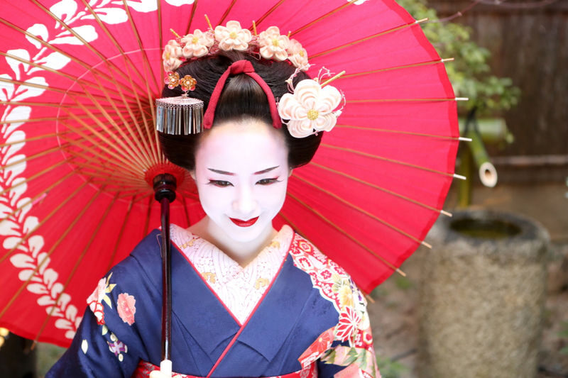 Maiko Experience with Photoshoot in Japanese Garden - A Maiko Transformation, Not a Geisha Meeting