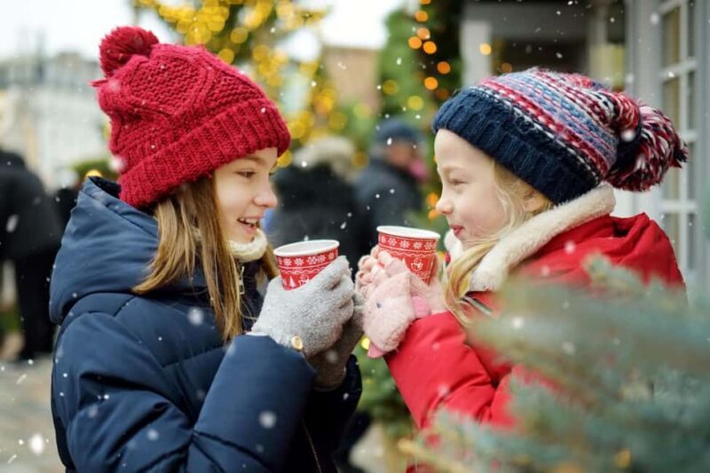 Majestic Christmas Private Walking Tour in Riga - Key Points