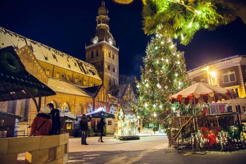 Majestic Christmas Private Walking Tour in Riga - Highlights of the Tour