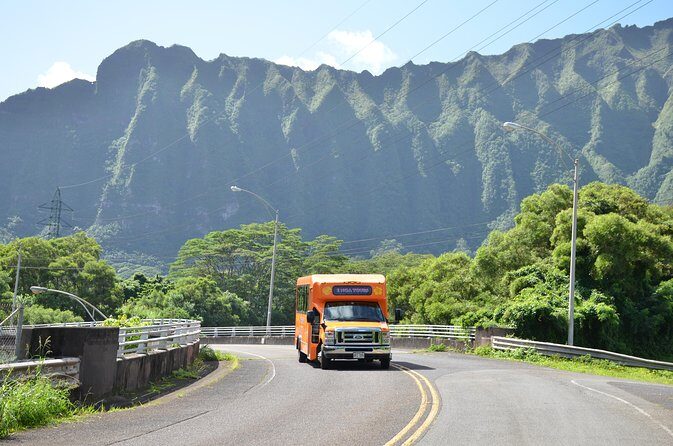 Majestic Circle Island Tour with Lunch - Key Points