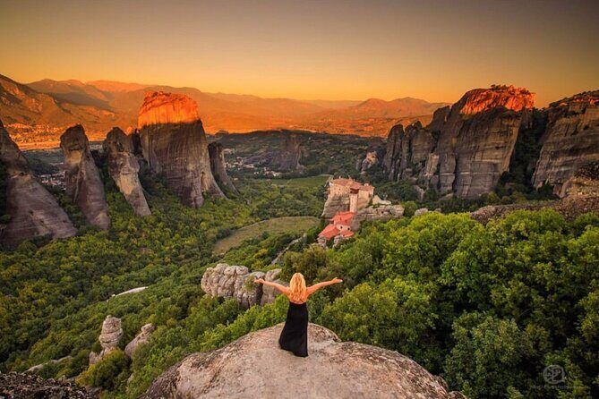 Majestic Sunset Meteora Tour with Local Guide - Practical Tips for Visitors