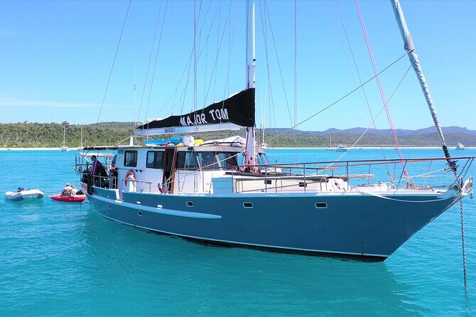 Major Tom -Sailing Day Cruise, with Snorkeling & Lunch - Discovering the Major Tom Sailing Day Cruise in Vanuatu